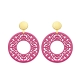 Ohrringe Pink in runder Form mit Ornamenten mit matte Goldstecker von Romy North