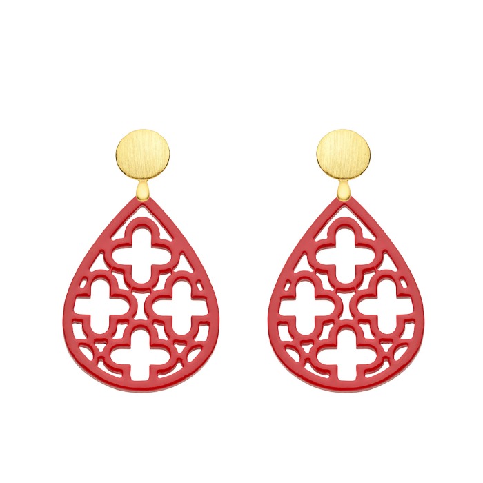 Ohrringe Rot in Tropfenform mit verspielten Ornamenten aus Horn mit matte Goldstecker von Romy North