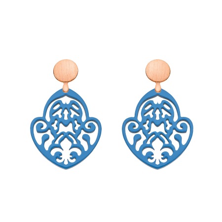 Ornament Ohrringe leicht in blau aus Horn mit Ohrstecker Rosegold aus der Rimatara Kollektion von Romy North