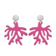 Ohrringe pink in Form einer Koralle aus Horn mit matte Ohrstecker aus Silber von Romy North